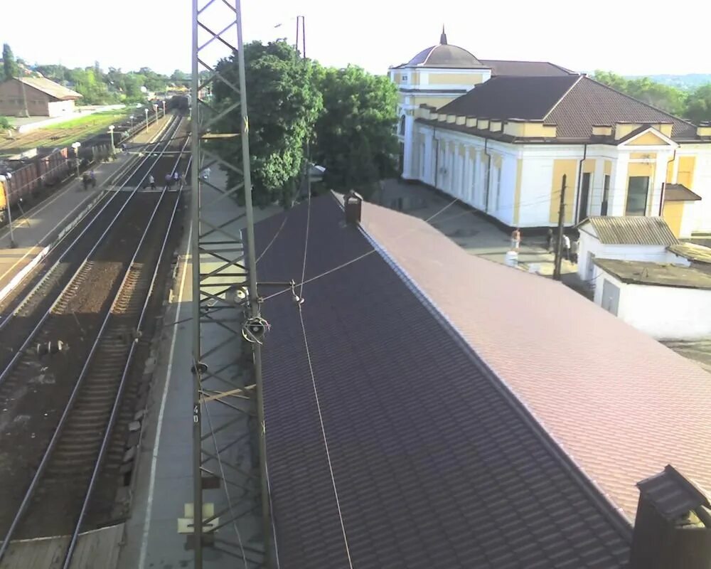 вокзал г шахты. вокзал города шахты. шахтная станция жд. станция шахтная ростовская область. шахтная станция шахты.