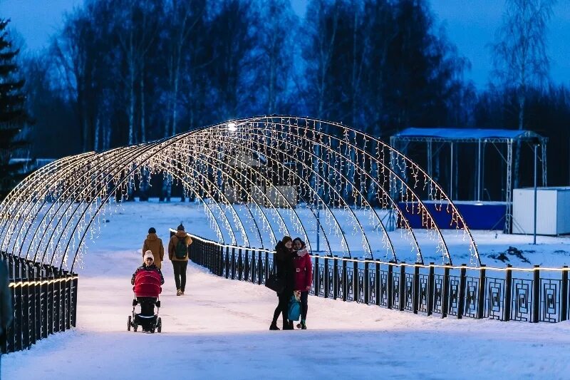 Парк Амазония Чебоксары зима. Парк Амазония Чебоксары зимой. Парк Амазония Чебоксары каток. Этнопарк Амазония в Чебоксарах. Амазония чебоксары каток