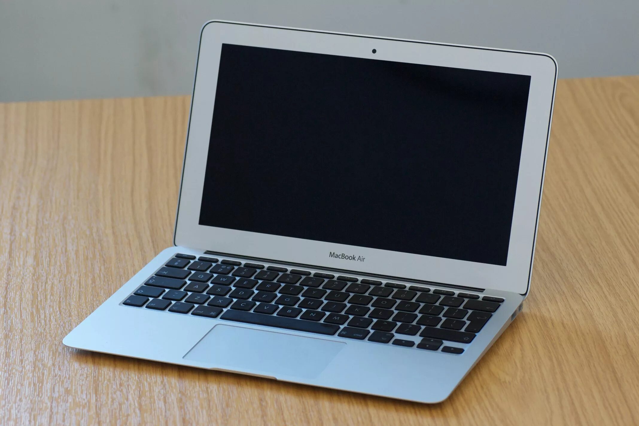 Купить macbook 11. Apple MACBOOK Air 11. MACBOOK Air 11.6. MACBOOK Air 2015. Apple MACBOOK Air 11 2015.