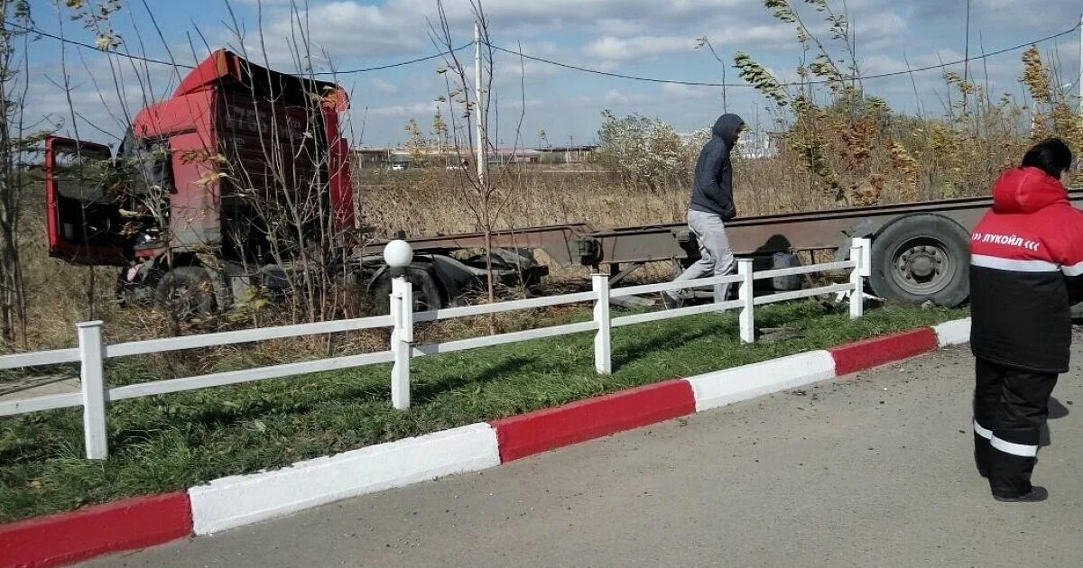 Дтп поселок орловский. Авария в Северском районе. Черноморский Северский район аварии. ДТП поселок Черноморский Краснодарский. ДТП В Северском районе в пос Черноморском.