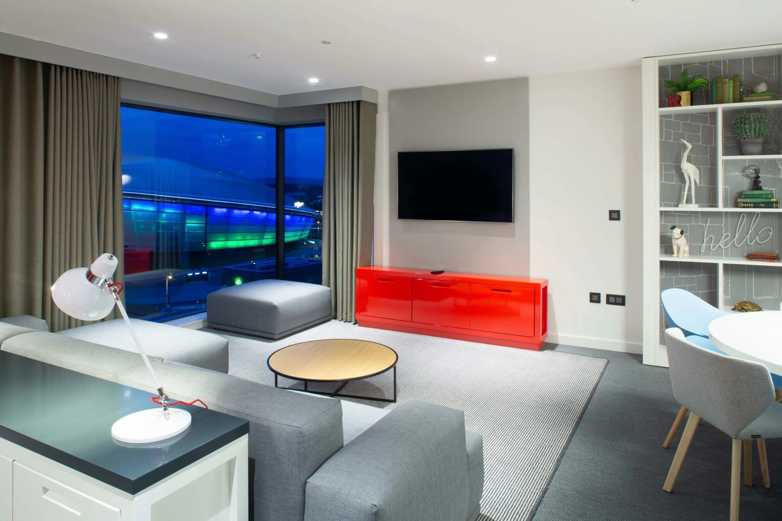 Radisson red. Radisson red hotel. рэдиссон ред.