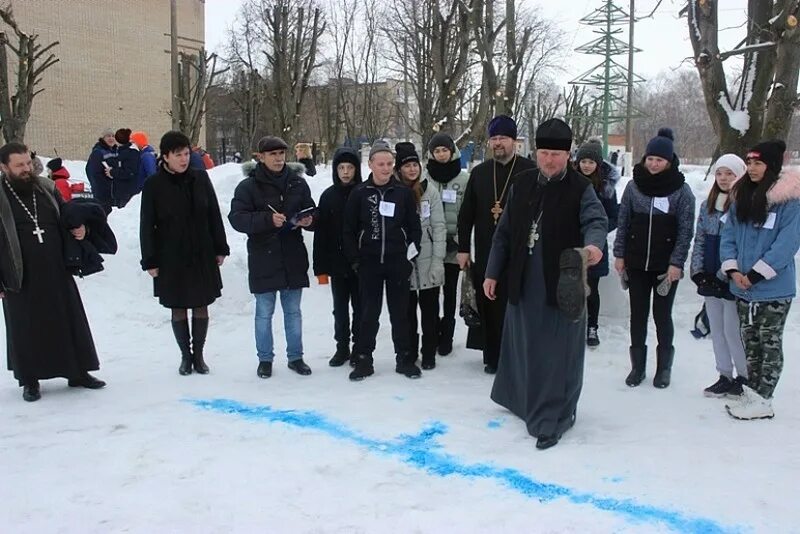 протоиерей тульской епархии леонид астров. священник узловая. боев священник. бывший протоиерей. священник гунба узлова.