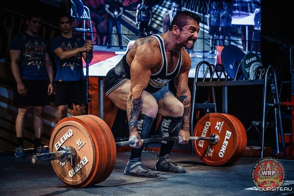 Пауэрлифтинг сарычев присед. Сарычев пауэрлифтинг. Джимми колб пауэрлифтинг. Пауэрлифтинг тренировки. Пауэрлифтинг ссср.