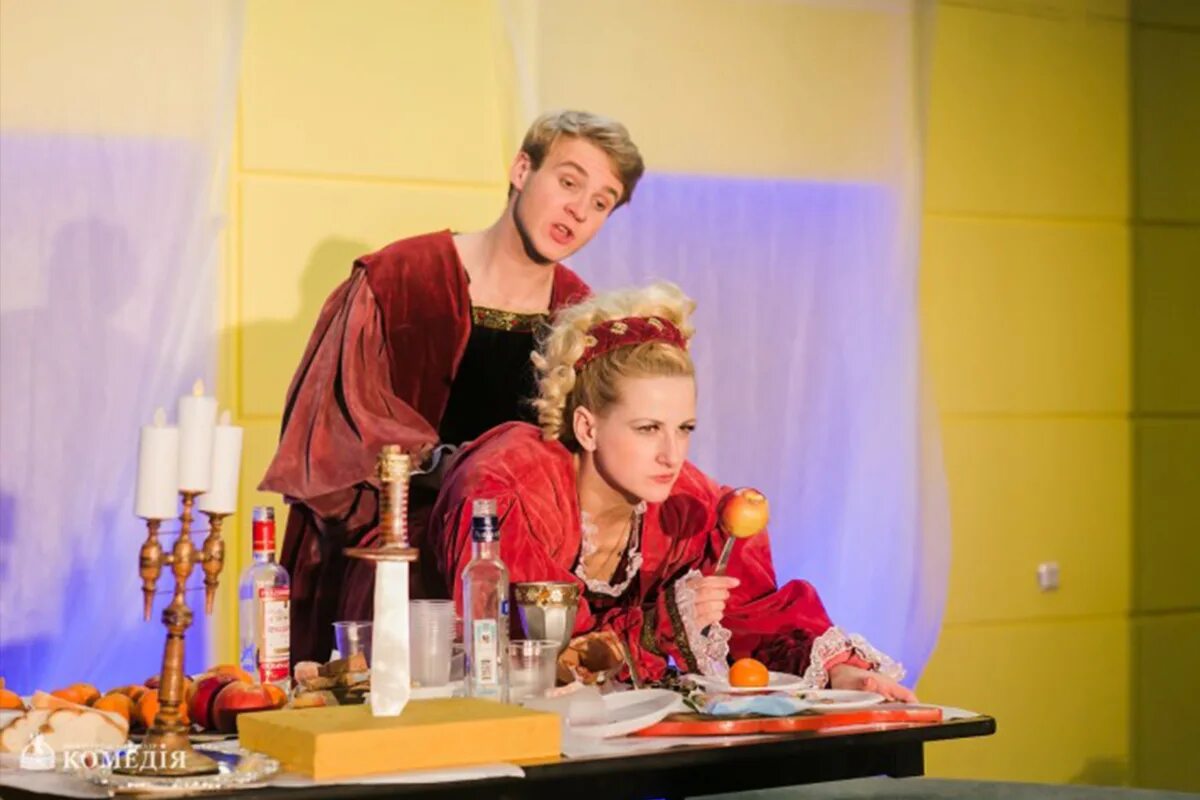 Театр премьера волгодонск. Ивановский театр драмы. Киса приют комедианта. Пять вечеров спектакль володин. Театр щепкина белгород сцена.