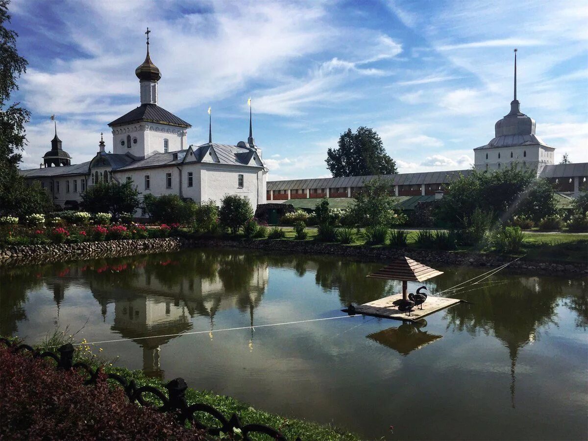 Свято введенский женский монастырь ярославль. Толгский монастырь Ярославль. Свято-Введенский Толгский женский монастырь Ярославль. Толга монастырь Ярославль. Талдомский монастырь Ярославль.