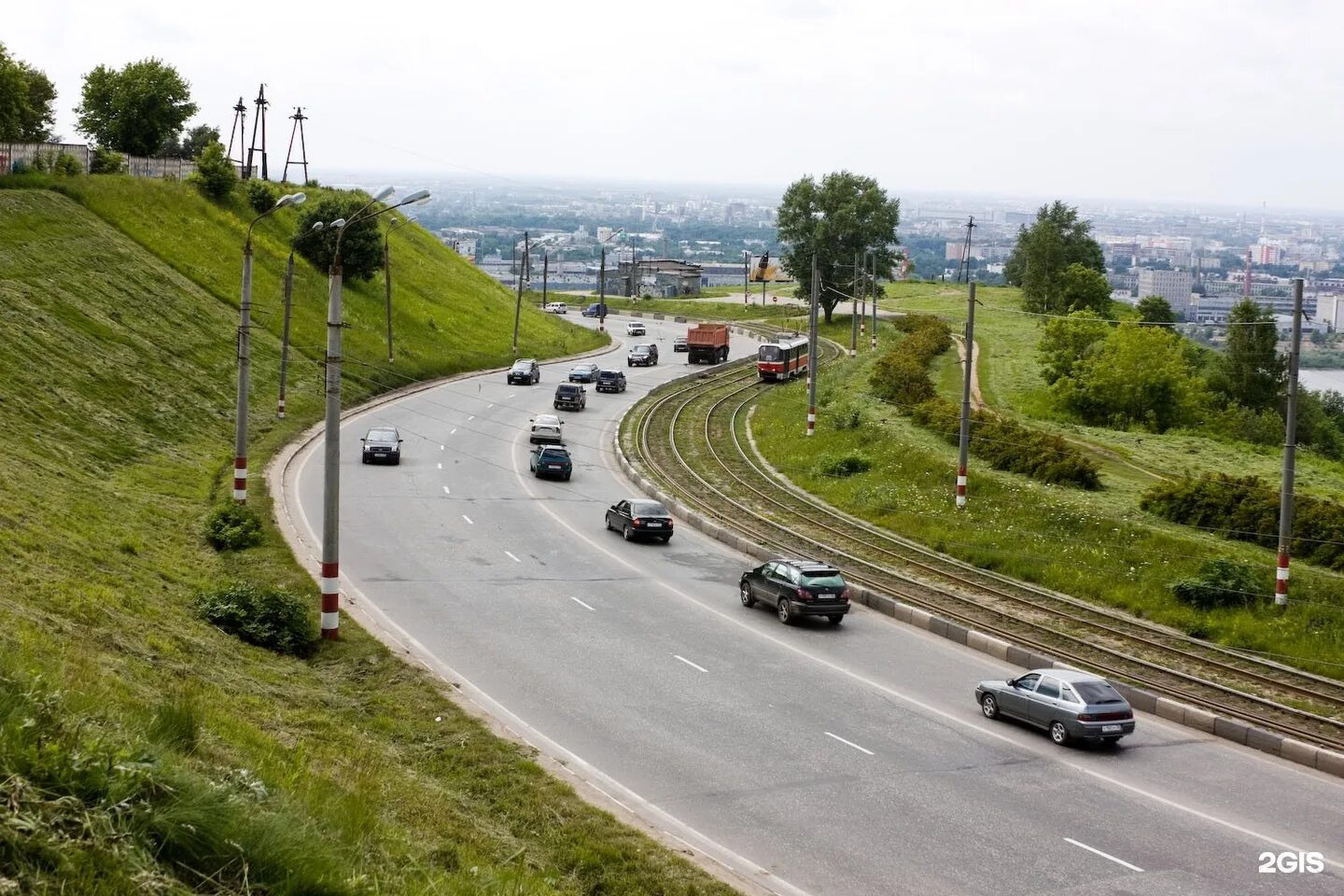 борская канатная дорога нижний новгород. канавинский мост нижний новгород ночью. нижний новгород красивые места. город нижний новгород метромост вид ночью. приокский район нижний новгород улицы.