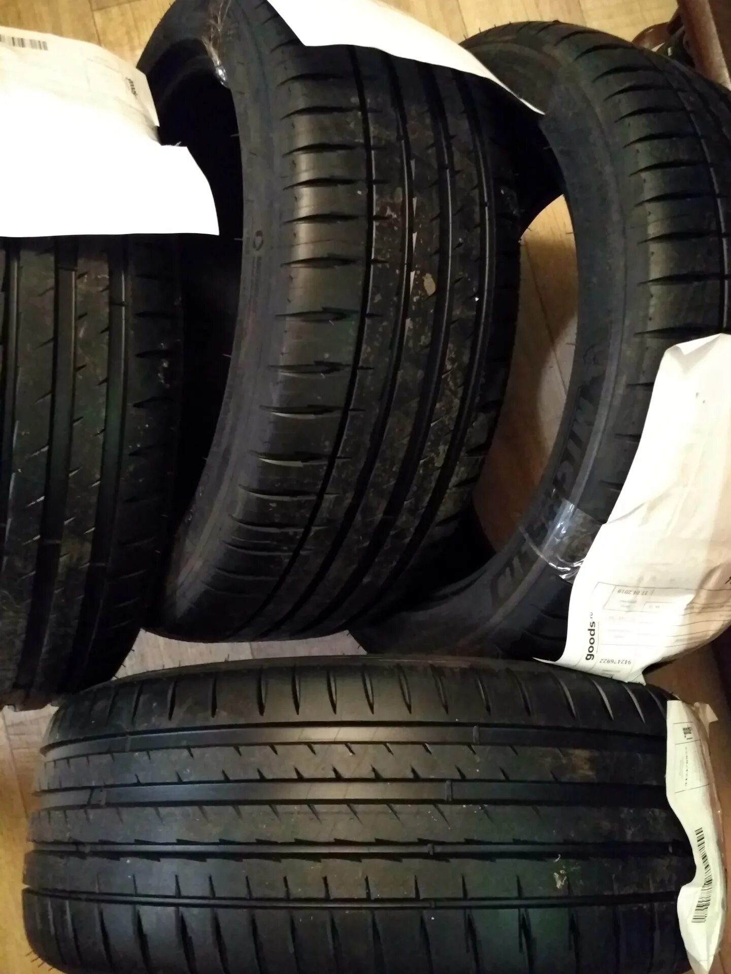 Michelin pilot sport 5 225 45. Мишлен 225 45 17. Мишлен пилот спорт 225/45/17. 225/45 Zr17 Michelin Pilot Sport 5. 225/45 R17 Michelin Pilot Sport 4 94y XL.