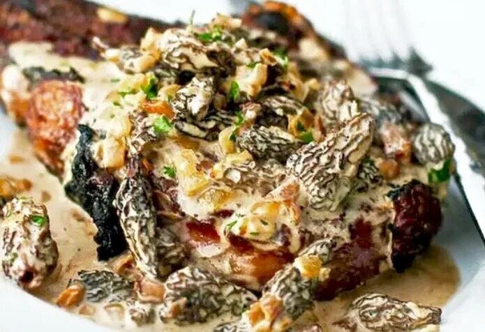 Пироги из сморчков. Блюда со сморчками. салат со сморчками. салат из сморчков. сморчки фаршированные.