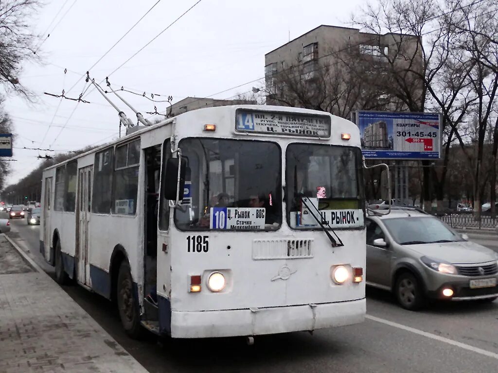 Троллейбус ростов на дону маршрут. Троллейбус ЗИУ 682 В Ростове- на Дону. ЗИУ 682 Ростов на Дону. Западное троллейбусное депо Ростова-на-Дону. Троллейбус 10 Ростов.