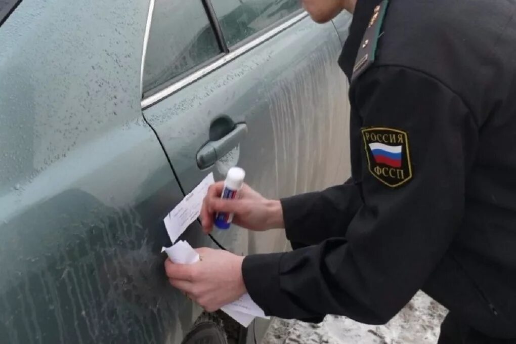 Арестованные машины в кредит. Арестованные автомобили. Арестованные машины в кредит. Отобрали машину. Залоговый автомобиль.