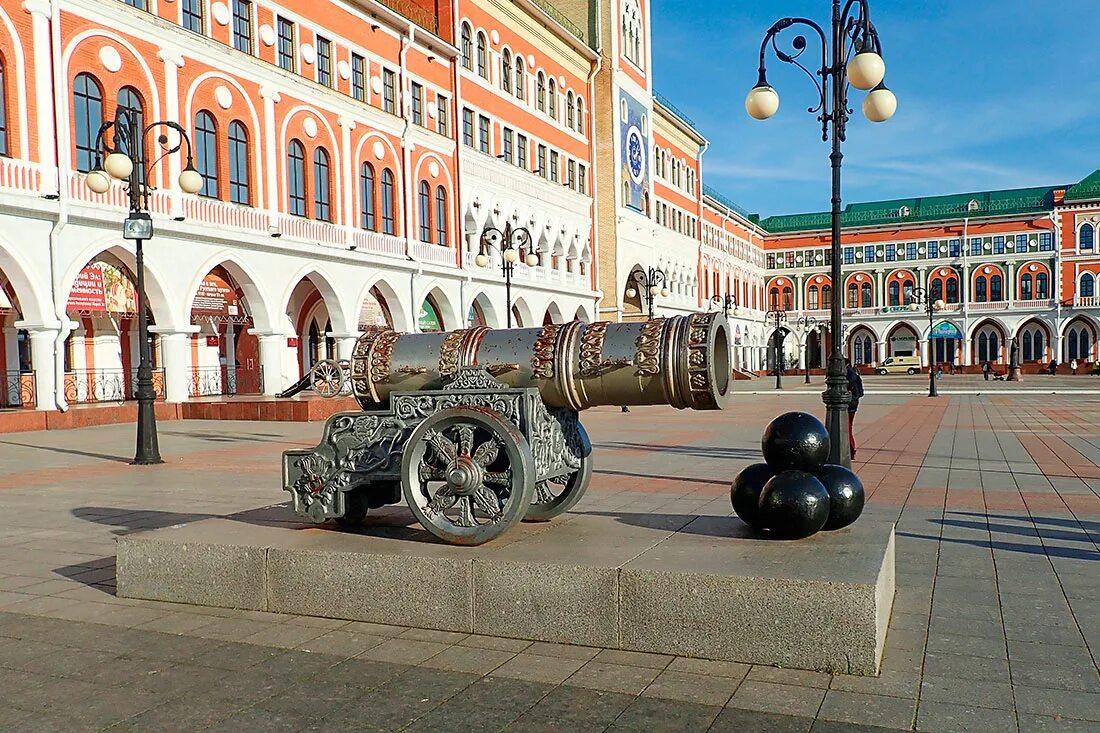 Прокат в йошкар оле. Царь пушка Йошкар Ола. Достопримечательности города Йошкар Олы царь пушка. Копия царь-пушки Йошкар-Ола. Йошкар-Ола достопримечательнос.