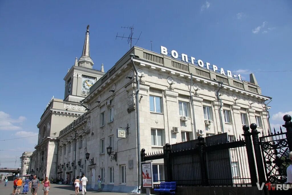 город волгоград вокзал. жд вокзал волгоград. вокзал волгоград 1. волгоградский вокзал волгоград. гостиница жд волгоград.