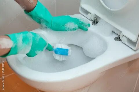 Каким средством мыть унитаз