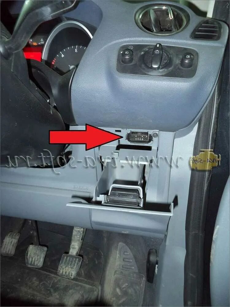 Ford focus 2 разъём obd. Ford focus 3 диагностический разъем. Где находится диагностический разъем форд фокус 3. Диагностический разъем фокус 3. Где находится разъем для диагностики форд фокус 2.