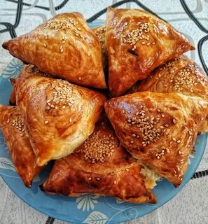 Самса узбекская слоеная с мясом