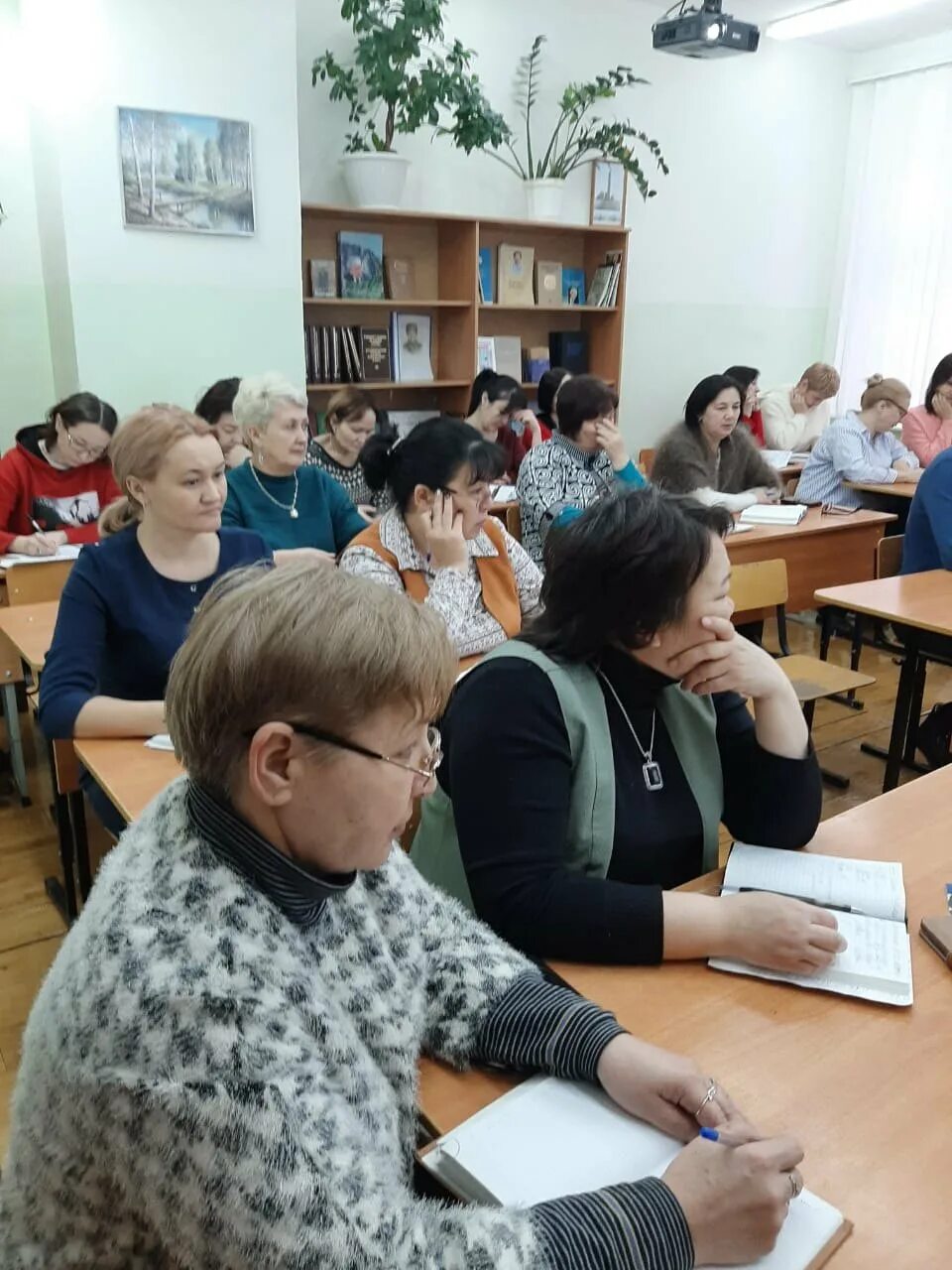 Учителя башкирской гимназии. Учителя башкирской гимназии. 158 лицей мустая карима. , уфа. Башкирская гимназия белебей.