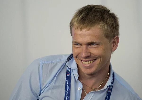 Иван печенкин биатлонист фото Чемпионат Европы. Юниоры. Индивидуальная гонка. Счастливый Якушов, борьба на стр
