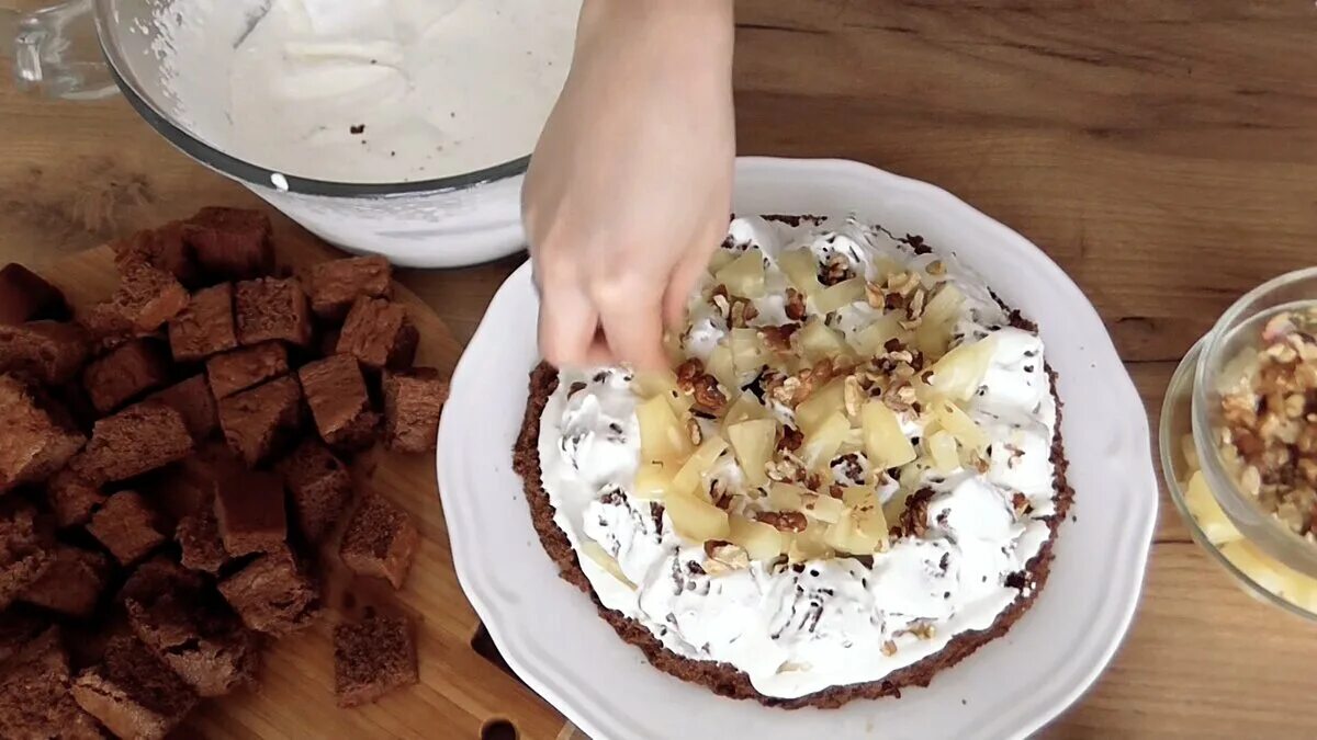 Панчо с ананасами и грецкими орехами. Санчо панчо торт. Панчо стефано. Торт мачо с ананасами. Торт сметанный санчо панчо.