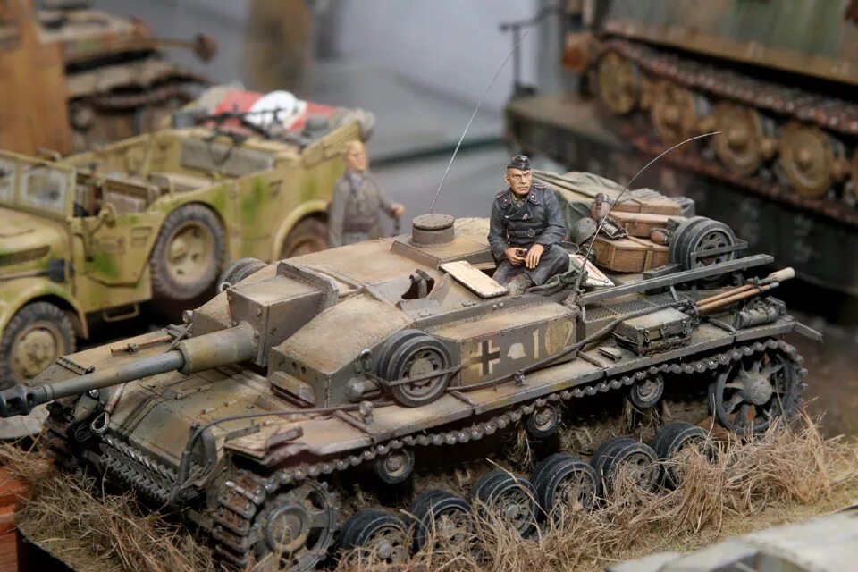 Модели второй мировой. STUG lll диорама. Диорама STUG 3. STUG 3 Ausf f диорама. Штуг 3 Моделист.