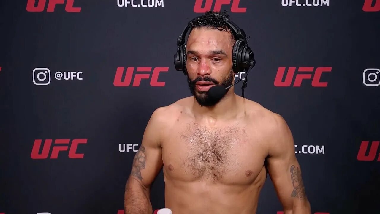 Роб фонт кайлер филлипс. Роб фонт боец. роб фонт юфс. роб фонт фото. rob font ufc.
