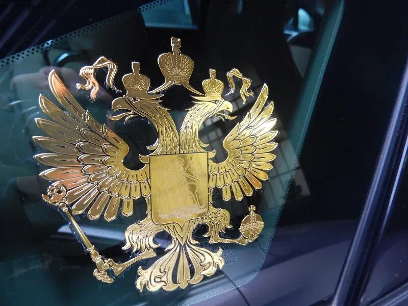 двуглавый орел франко испания. лев геральдика щит рыцарь. фото гербов красивых. фото гербов красивых. красивый щит.