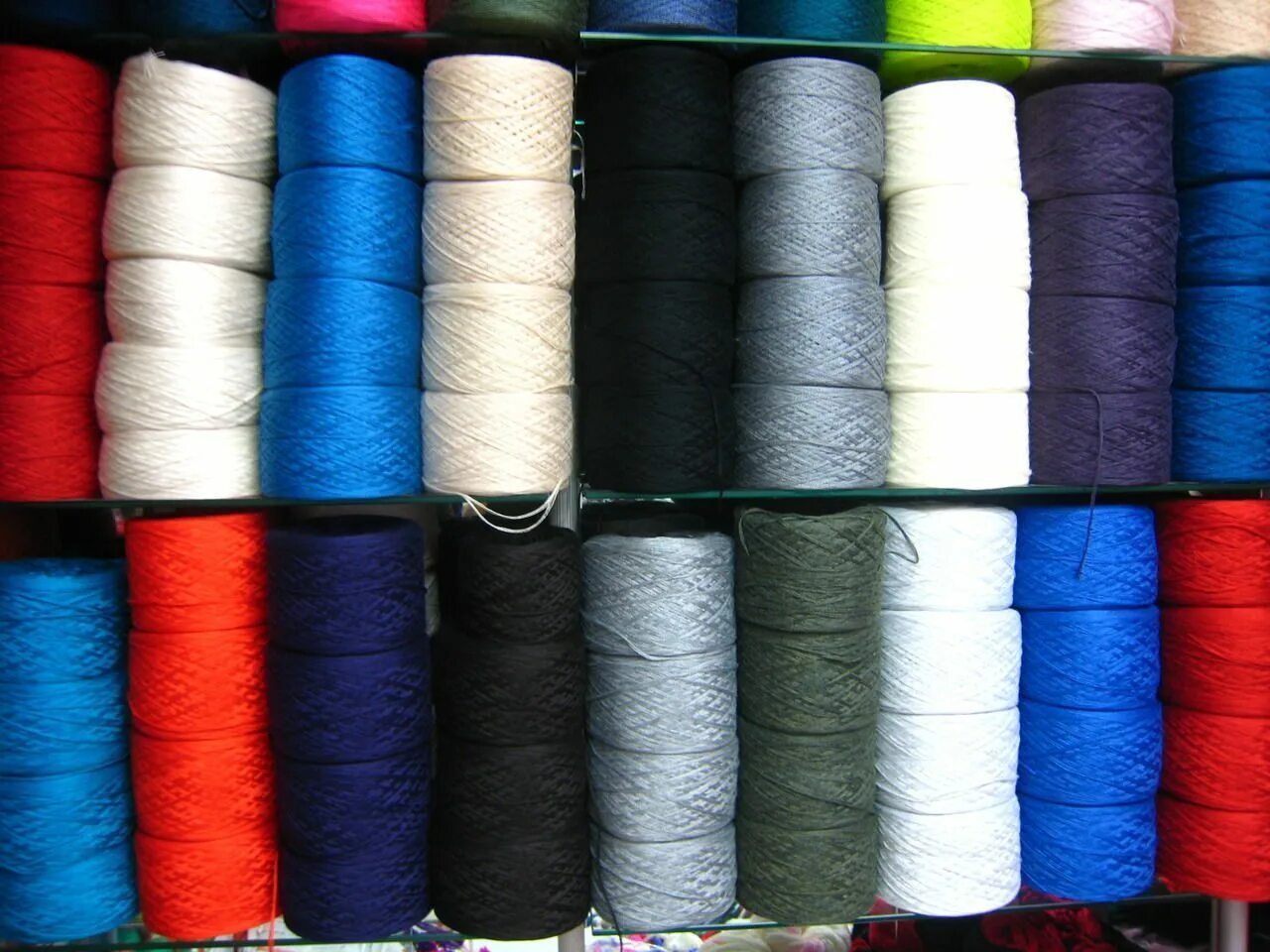 пряжа пинская акрил палитра. пряжа alize angora gold ombre batik. пряжа от производителя со склада. магазин пряжи. пряжа от производителя со склада.