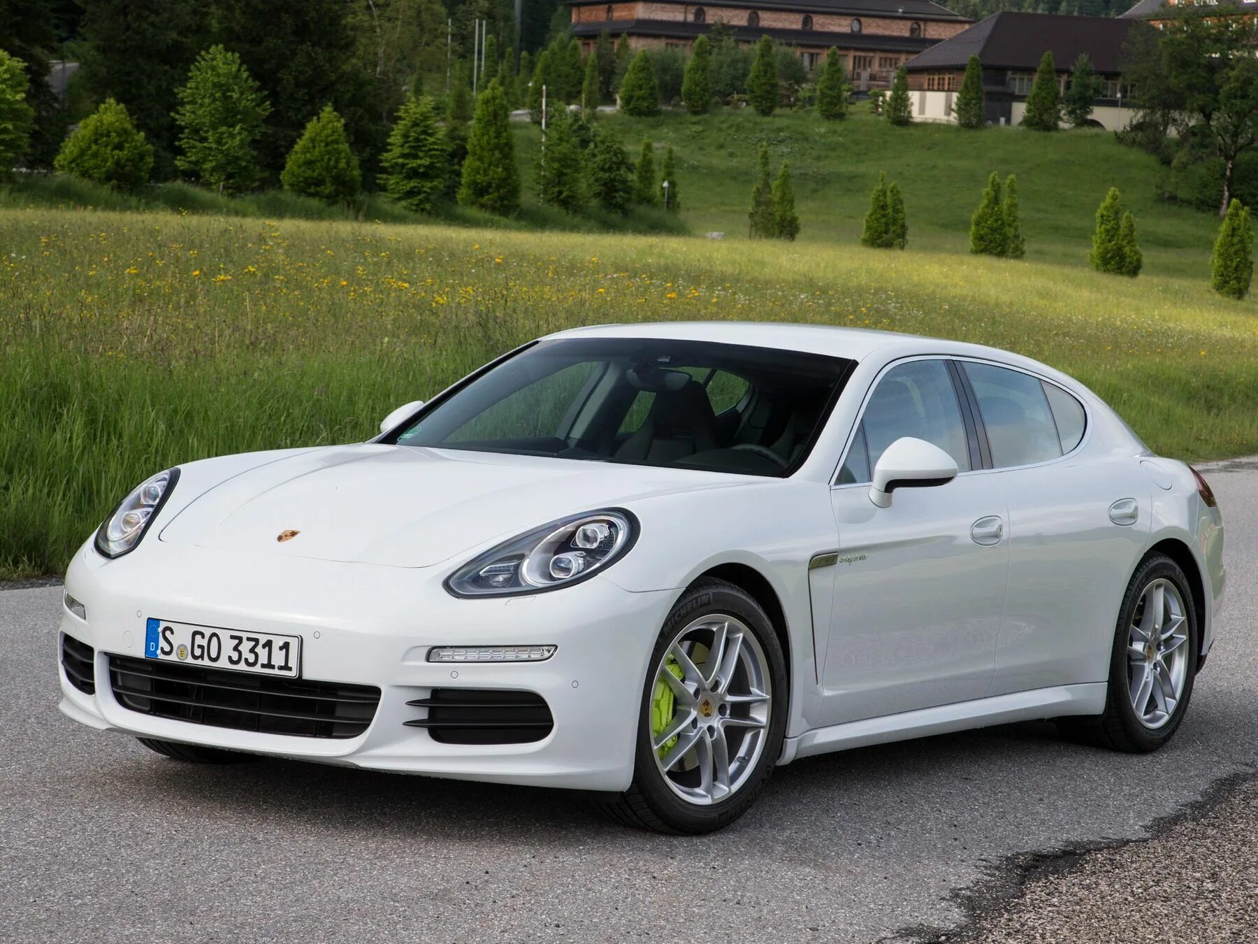 Порше панамера 2013. Порше панамера 1. Панамера 24 года. Porsche panamera. Porsche panamera gts.