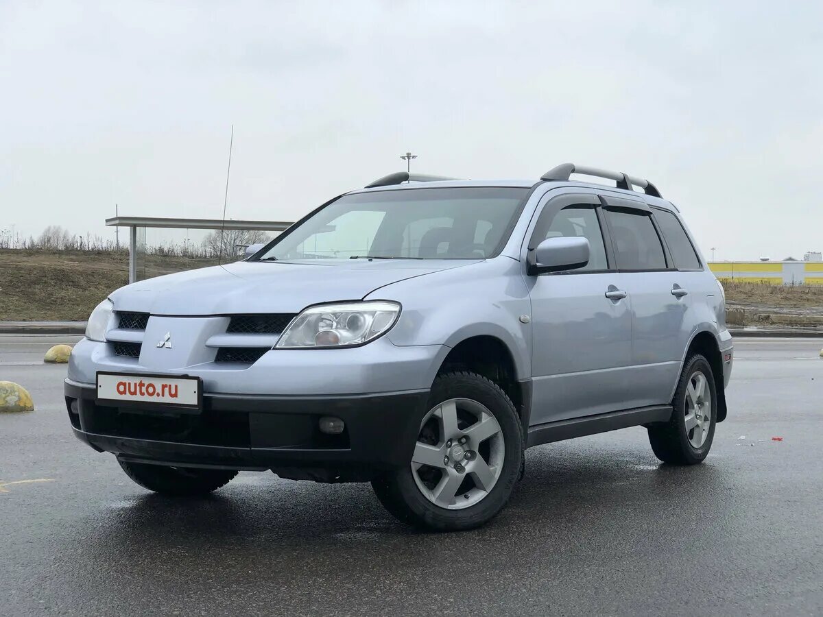 Mitsubishi outlander 2003. Митсубиси Аутлендер 2003. Митсубиши Аутлендер 2003. Mitsubishi Outlander 2003 года. Митсубиси Аутлендер 2003 2.4.