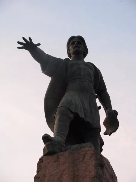 Дмитрий николаевич дубенский (1857 ? 1868? †5 июля 1923). Памятник основателю красноярска андрею дубенскому. Дмитрий николаевич дубенский (1857-1923). Памятник андрею дубенскому. (1822—1892) николай яковлевич.