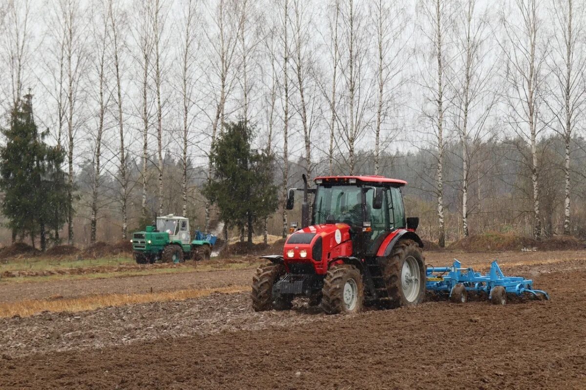 Сельхозтехника тверская. Комбайн rsm-1401. Сельхозтехника тверь. Basak 2080s. Сельскохозяйственные машины.