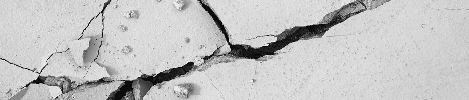Мраморные трещины. Трещины в мраморе. Треснувший мрамор. Трещины в бетоне. Мрамор белый трещины.