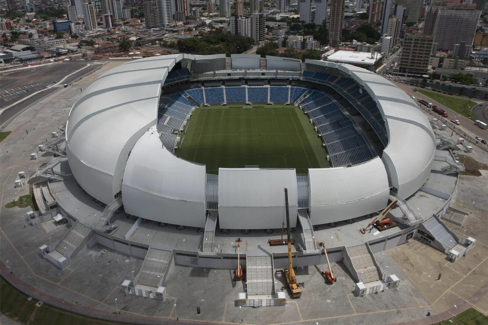 Стадионы китая. Арена дас Дунас. «Арена дас Дунас» (Натал, Бразилия). Стадион Арена Пантанал. Куяба стадион.