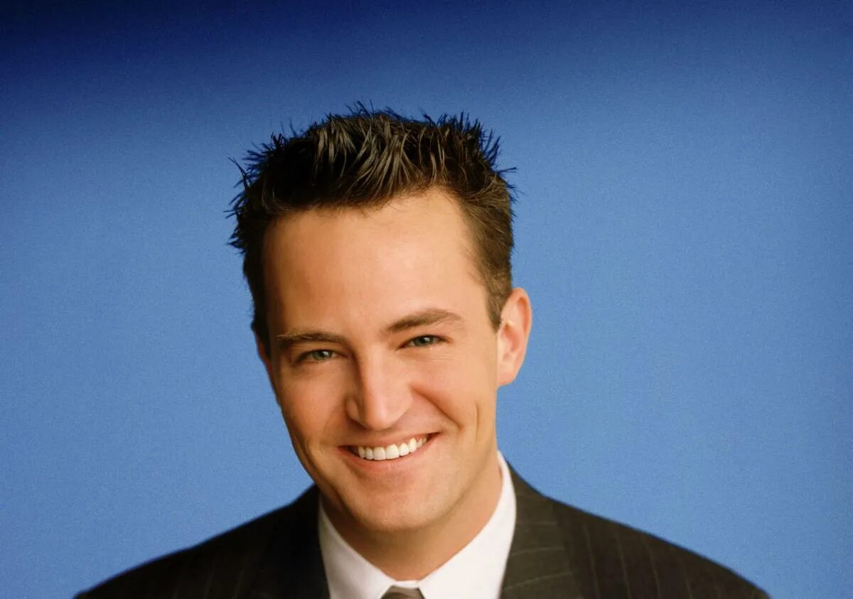Мэттью перри. Мэттью перри 2000. Matthew perry. Метью перри молодой. Мэттью перри актер.