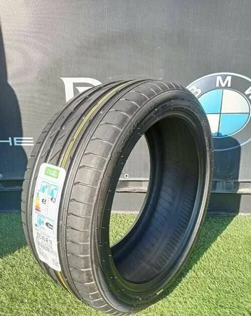 Купить 285 45 r21. Hakka Black 235/40 r18 95y.