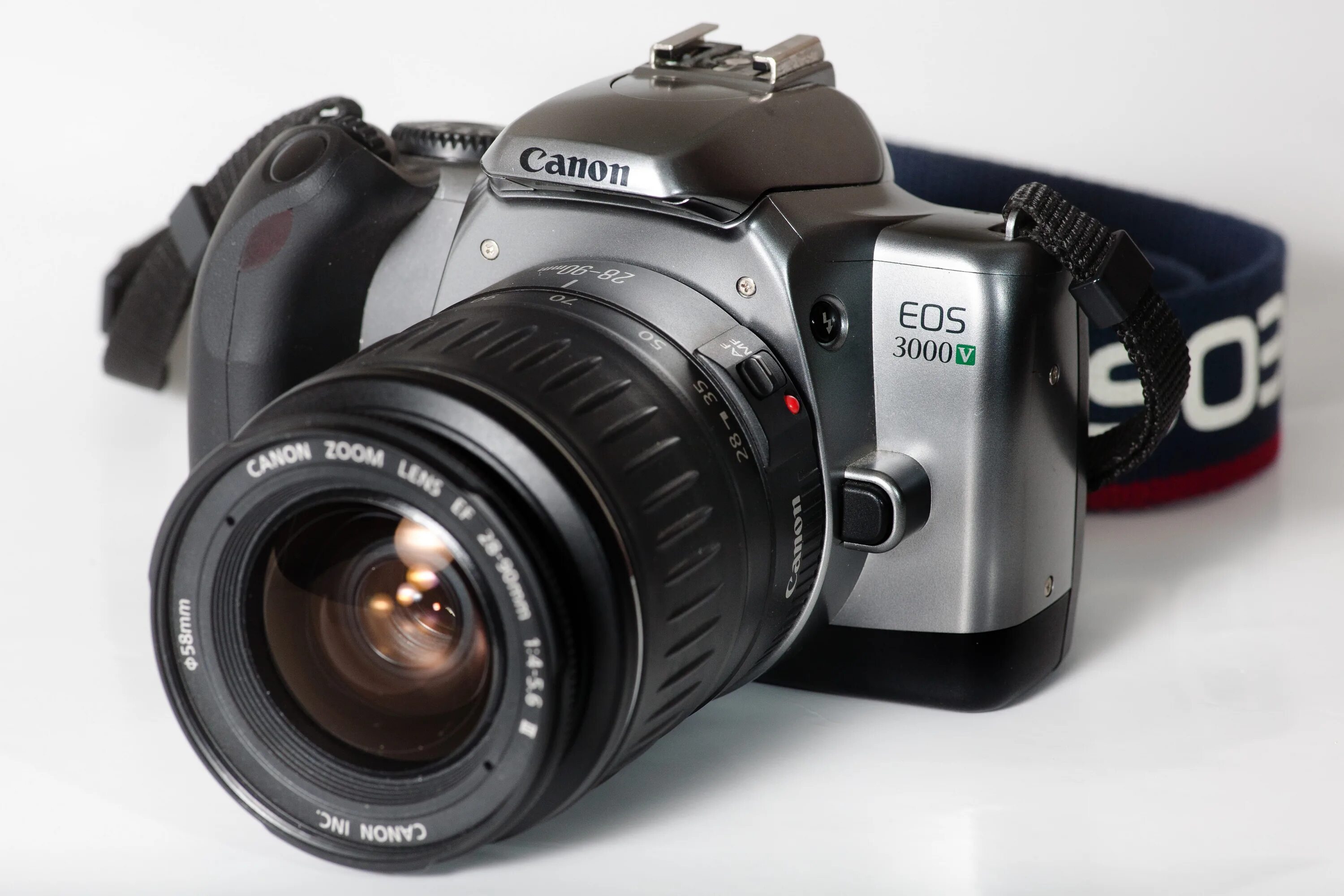 Куплю canon бу. Canon EOS 3000v. Canon EOS 3000. Canon EOS 3000 пленочный. Фотоаппарат Кэнон ЕОС 3000.