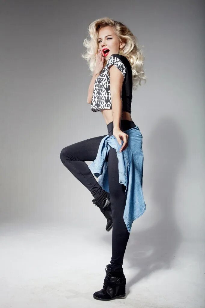 Костюмы для стрпплстики. Max dance екатеринбург. Lady s style. Клубные танцы с девушками. Танцы леди дэнс.