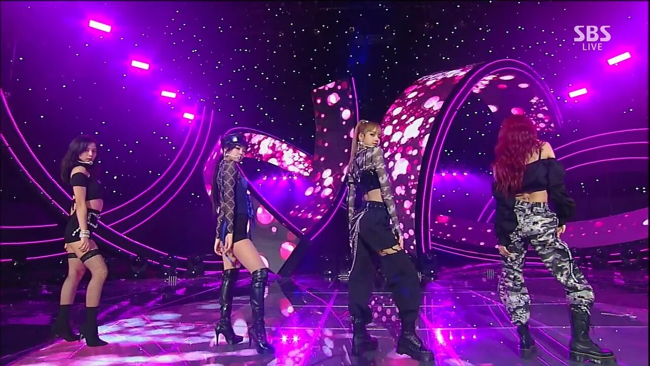 Pop live. Blackpink dududu. Iggy pop постер. Iggy pop 2007. Iggy pop avenue b 1999 обложка.