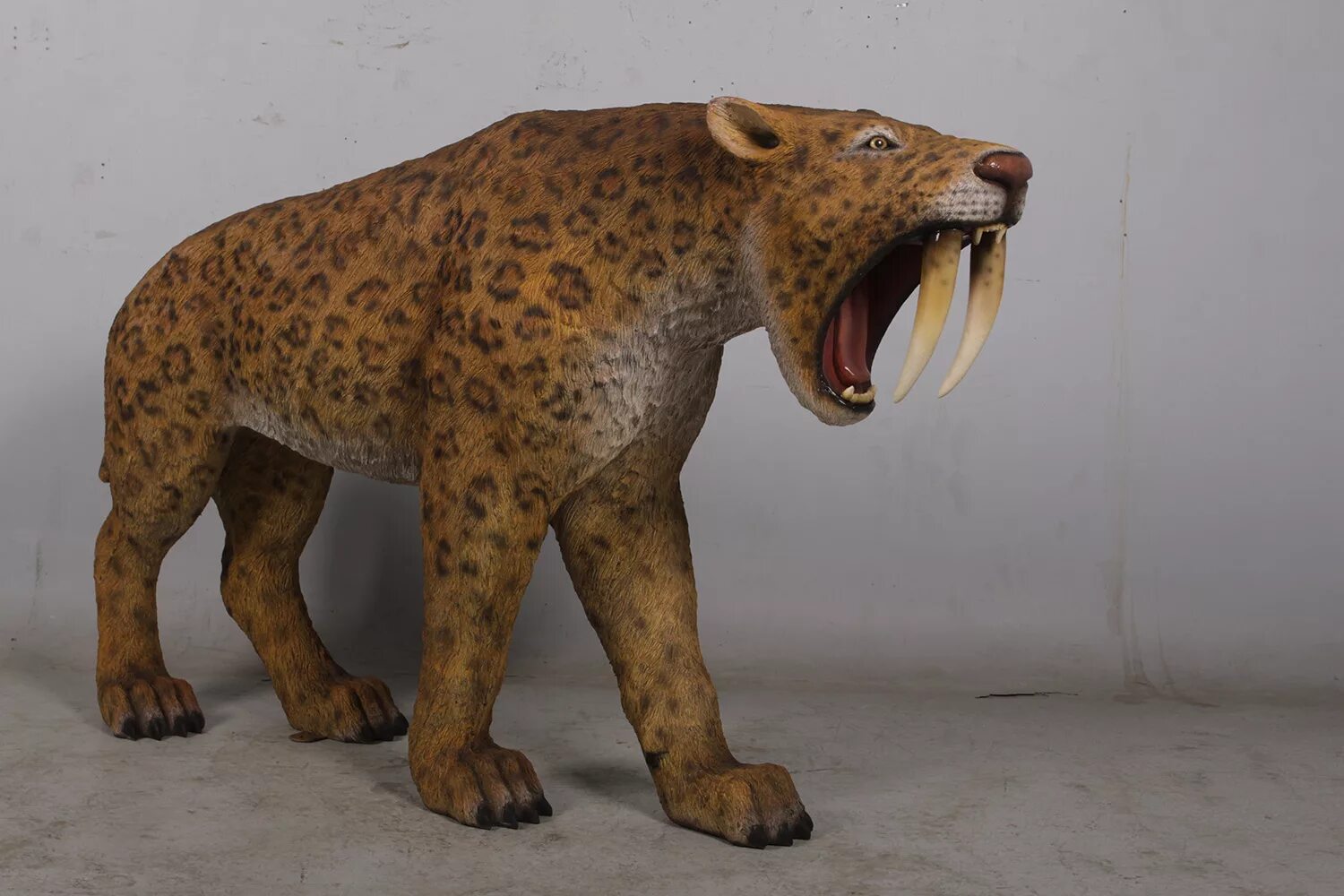 Smilodon. Смилодон Fatalis. Смилодон papo. Смилодон смертоносный. Смилодон чучело.