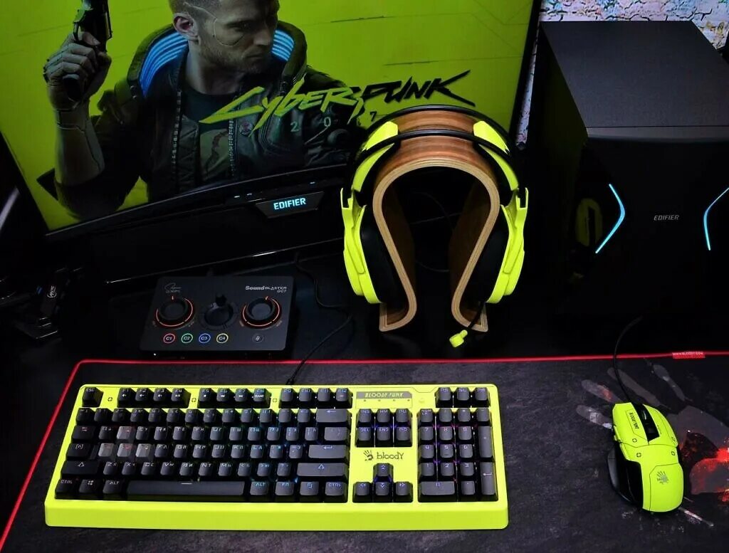 Bloody желтая. Наушники a4tech bloody g575. A4tech bloody w70 max panda white. A4tech bloody b810rc. Bloody w70 max желтая.