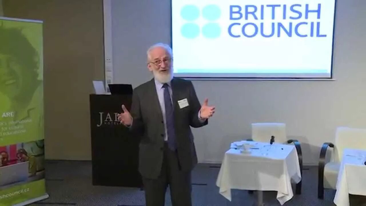 Дэвид Кристал. Дэвид Кристал the Future of English. IELTS конференция. The Future of English language David Crystal. David crystal