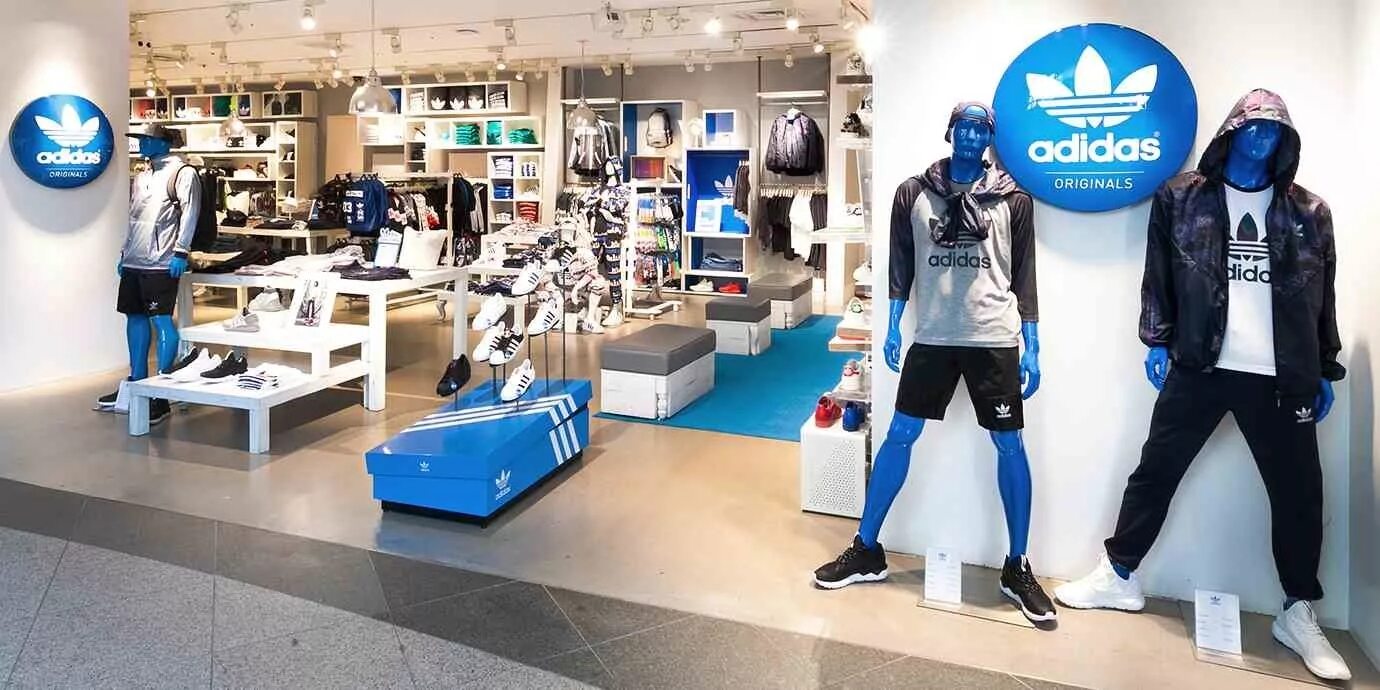 Adidas Originals Store. Adidas Reebok магазины. Магазин адидас ориджинал. Фирменный магазин адидас. Район адидаса