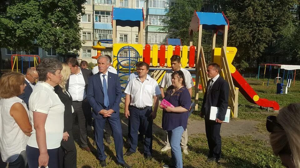 Наш двор ульяновск. Красный двор Ульяновск. 7 Двор Ульяновск. Праздник двора Ульяновск. Черный двор Ульяновск.