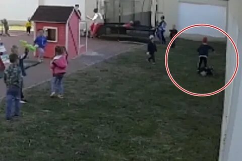Другой побил другого