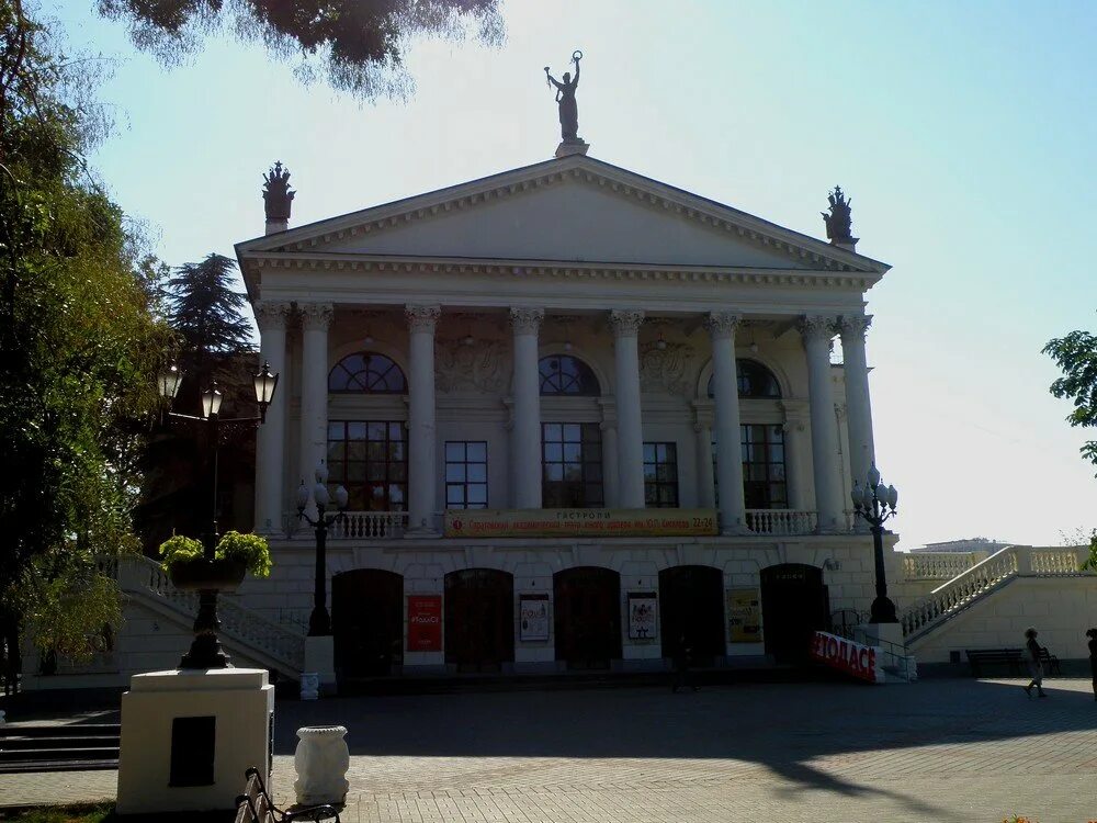 севастопольский академический театр танца им. а. луначарского. театр в крыму севастополь. елизарова.