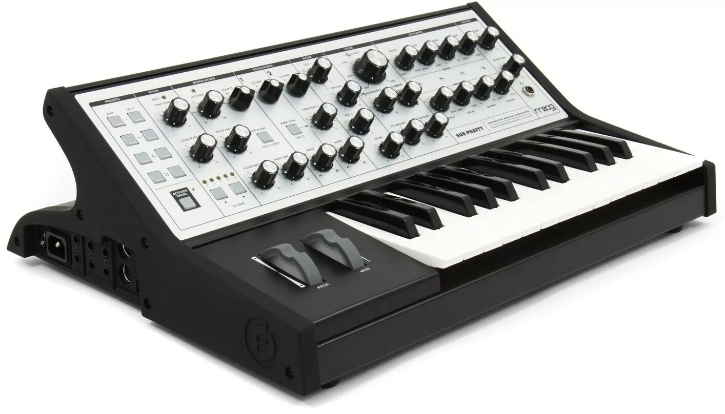 Аналоговый синтезатор. Moog phatty. moog sub phatty. аналоговый синтезатор moog. moog subsequent 25.