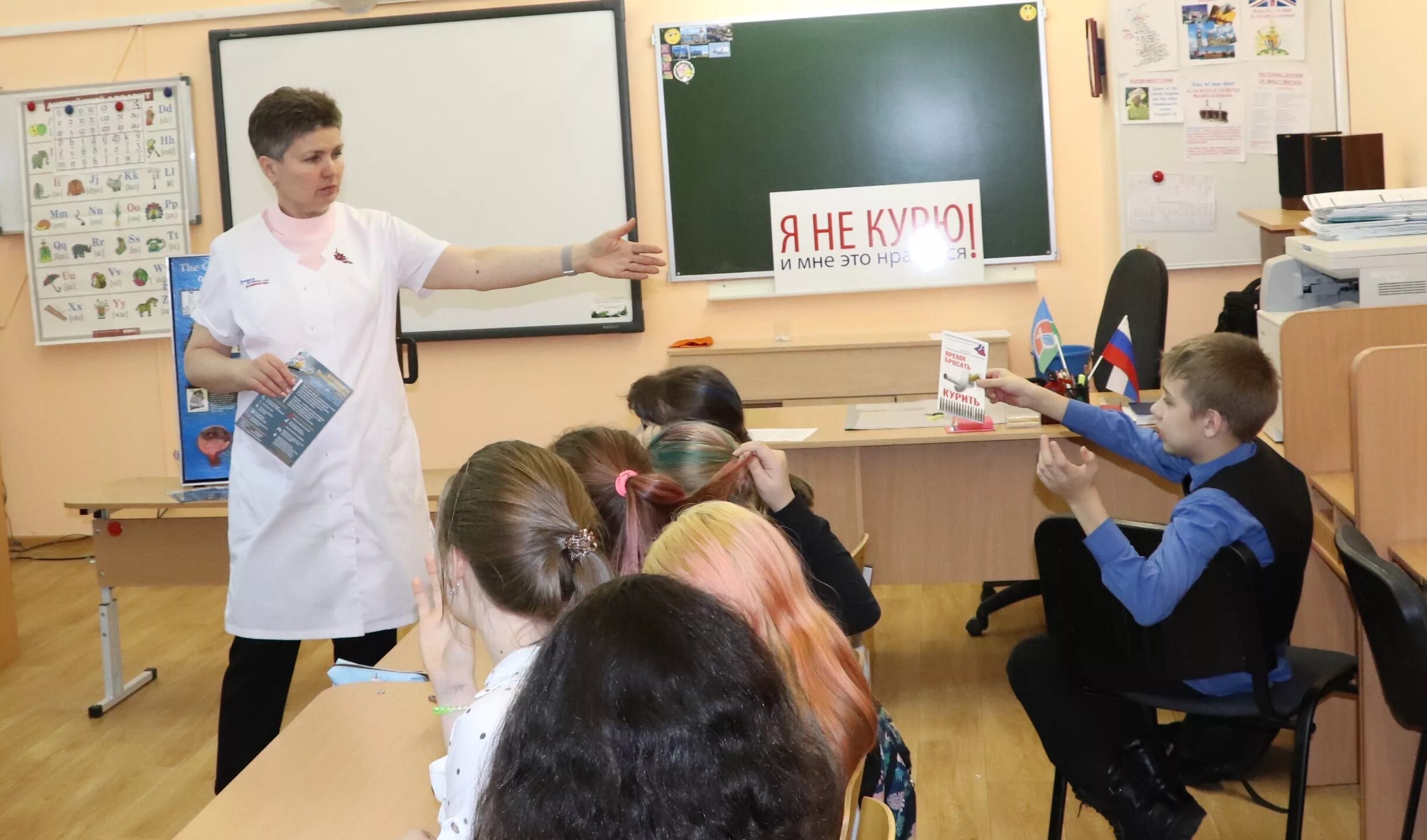 школа-интернат 1 калининград. встреча с врачом в школе. сольвычегодск школа интернат. врач школы интерната. врач школы интерната.