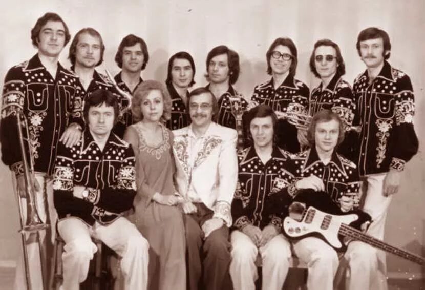 ВИА добры молодцы. 1972 ВИА «добры молодцы». Вокально-инструментальный ансамбль "добры молодцы". Веселые 70 года песни