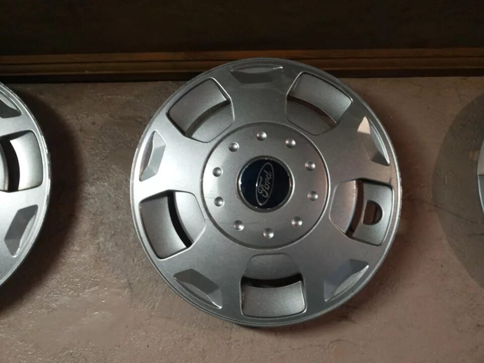 Колпаки Ford Transit r16. Колпак колеса r15 Ford 1345444. Колпаки на Форд Транзит r15. Колпак колеса Ford Transit r16. Купить колпаки колес форд