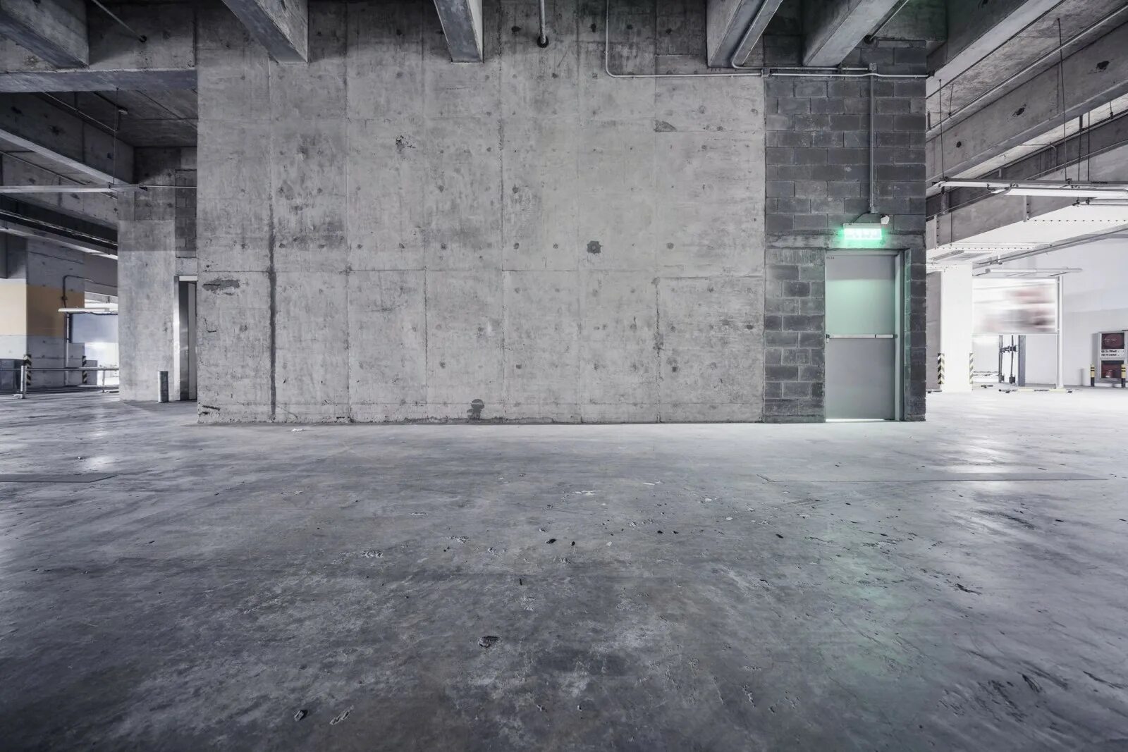 Наливной пол терраццо. Бетонный пол. Наливной эпоксидный пол терраццо. Concrete flooring. Полированный бетонный пол терраццо.