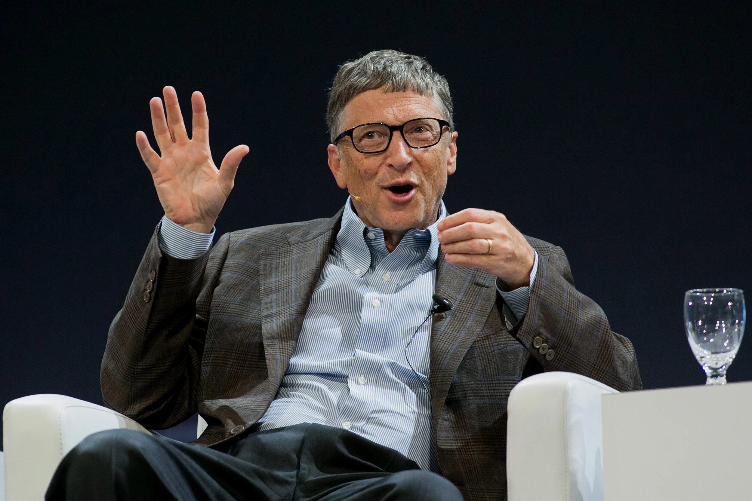 Самый богатый житель. Билл Гейтс. Билл Гейтс 2000. Билл Гейтс фото. Билл Гейтс благотворительность.